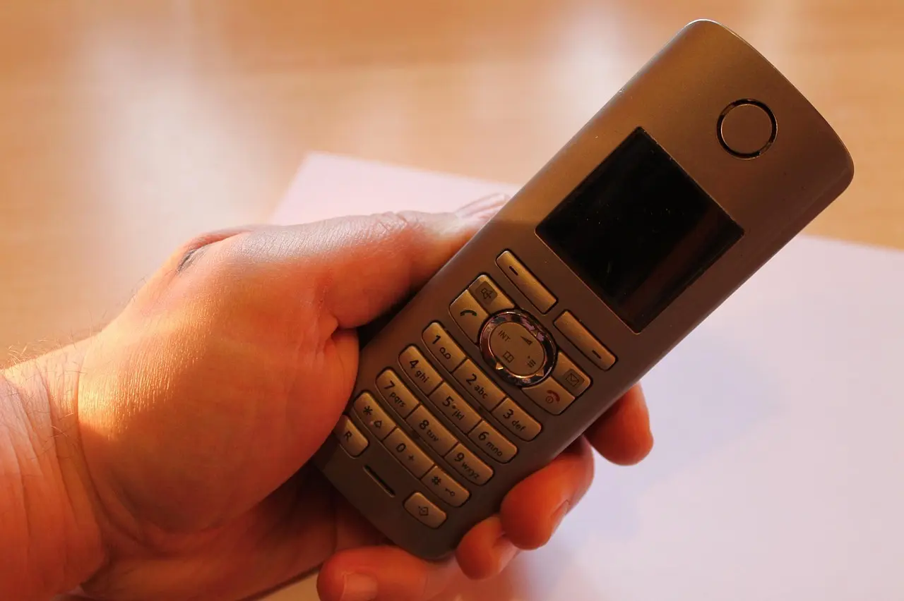 Telefonnummer 87 38 37 37 - Hvad er formålet med opkaldet?