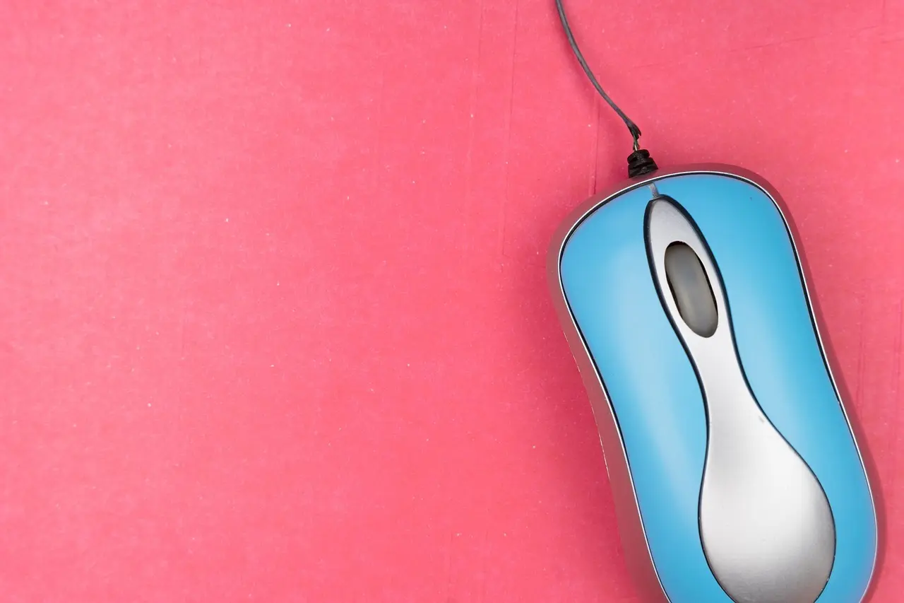 Hvordan skriver jeg en god e-mail til en underviser?